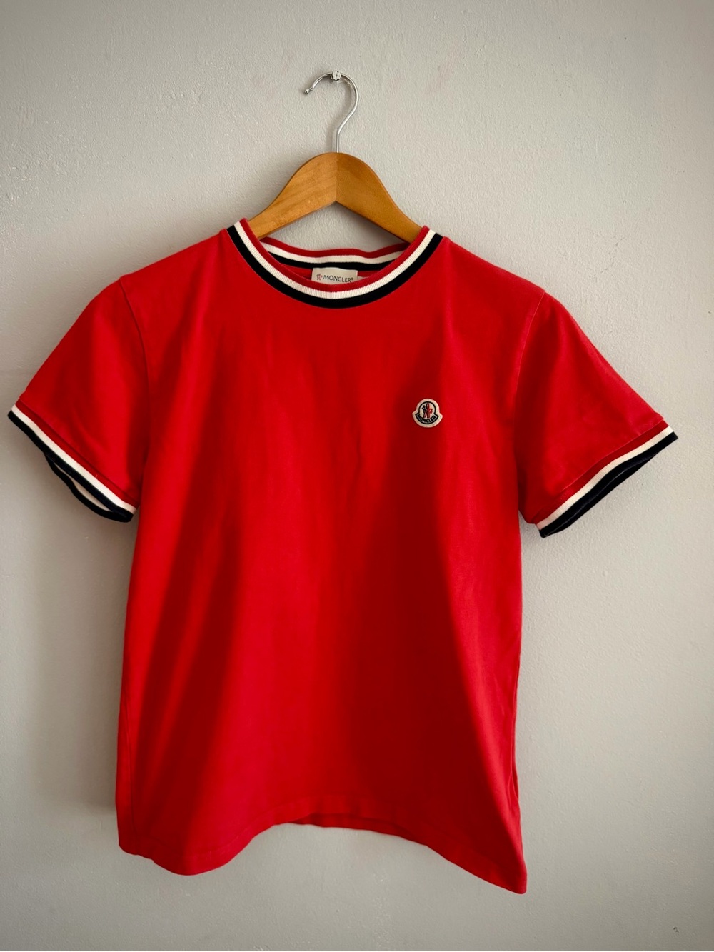 Moncler Kids Red Logo T-Shirt Size 14A 160/72 Striped Trim Short Sleeve Italy